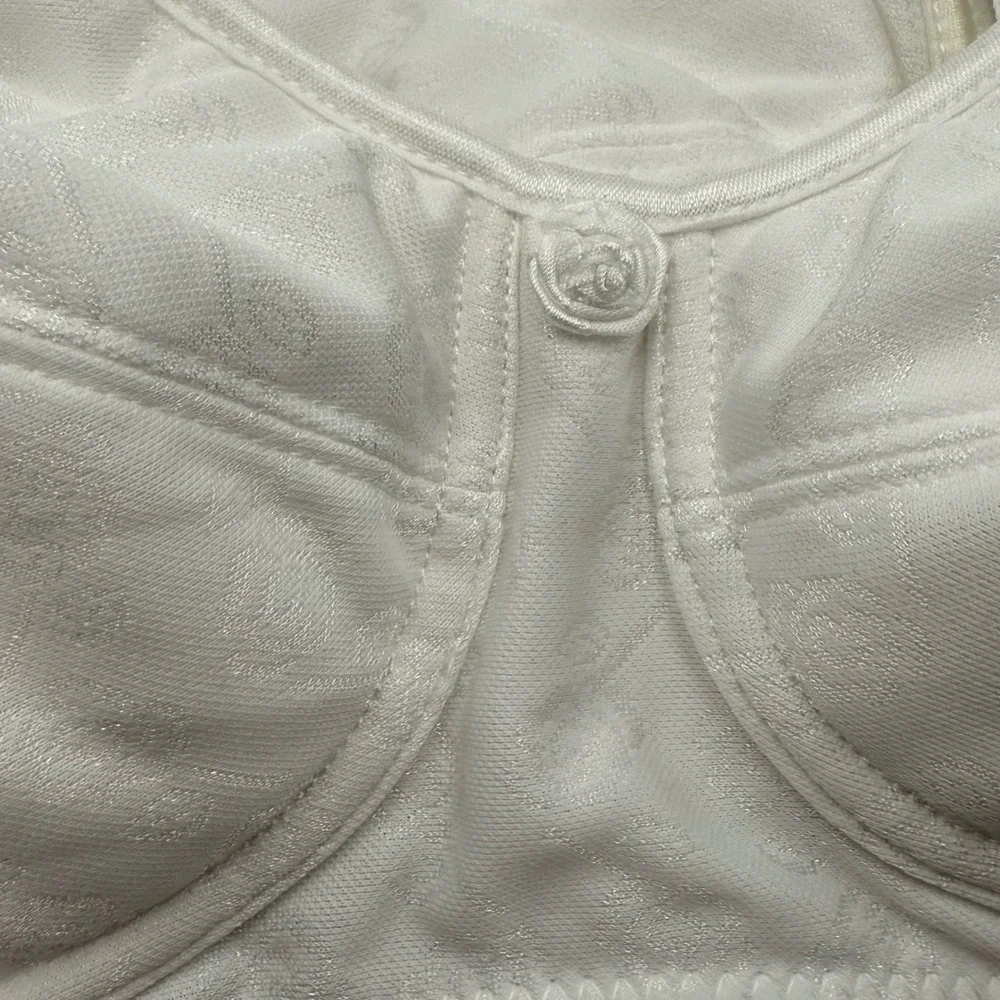 ABC Masectomy Bra Stylr 103 White Floral Jacquard Wireless Set of 2‎ Size 36B